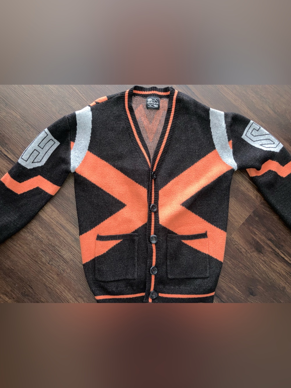 Steady hands women’s Black & Orange Geometric Button Cardigan size M/L - Picture 2 of 4